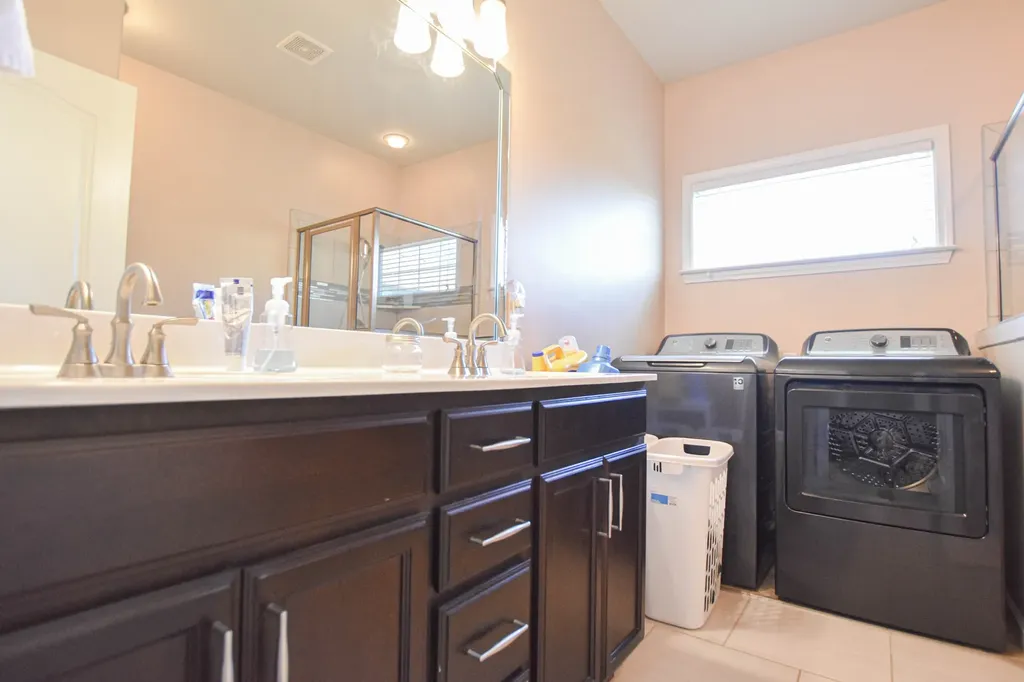 3765 Silver Fox Lane Clarksville TN 37040