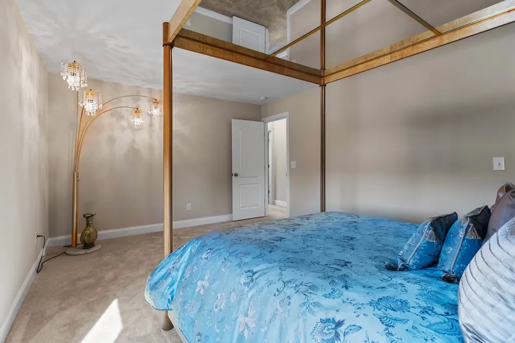 687 Fall Creek Circle Goodlettsville TN 37072