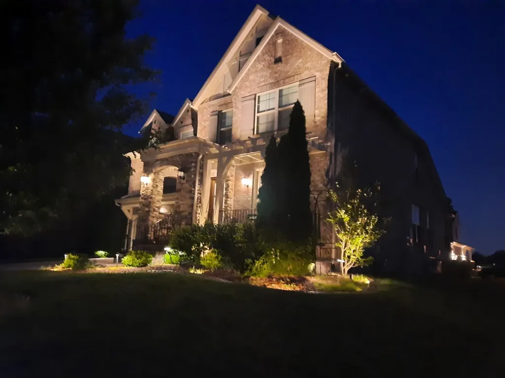 687 Fall Creek Circle Goodlettsville TN 37072