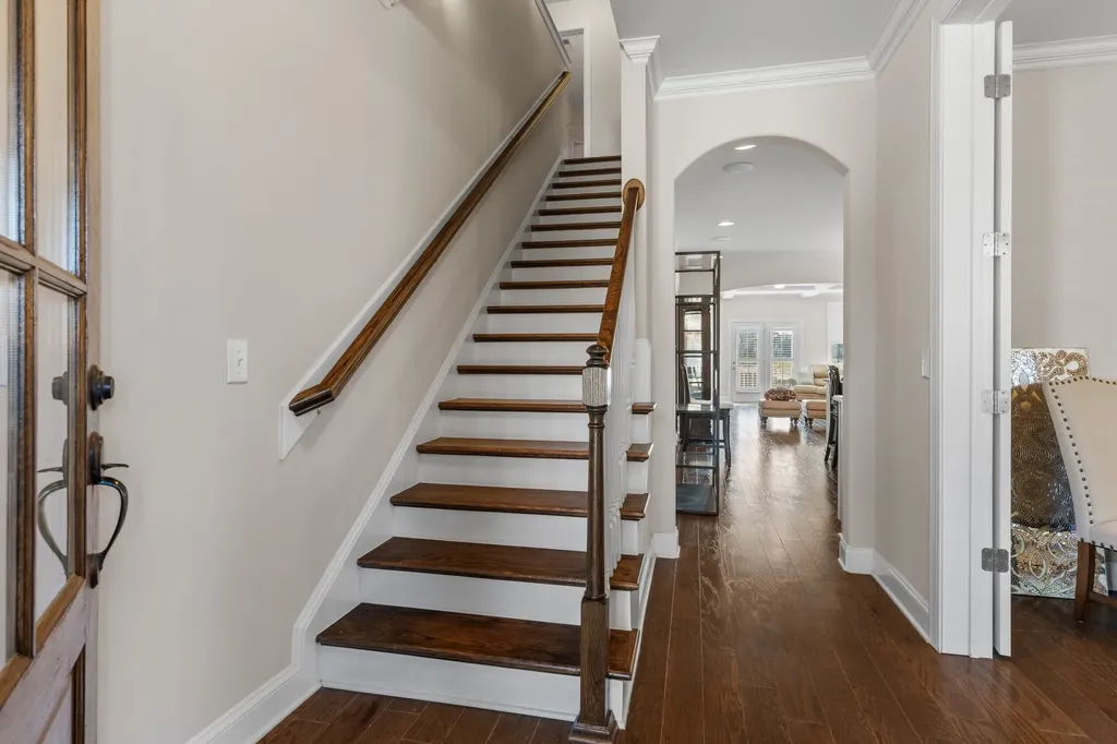 687 Fall Creek Circle Goodlettsville TN 37072