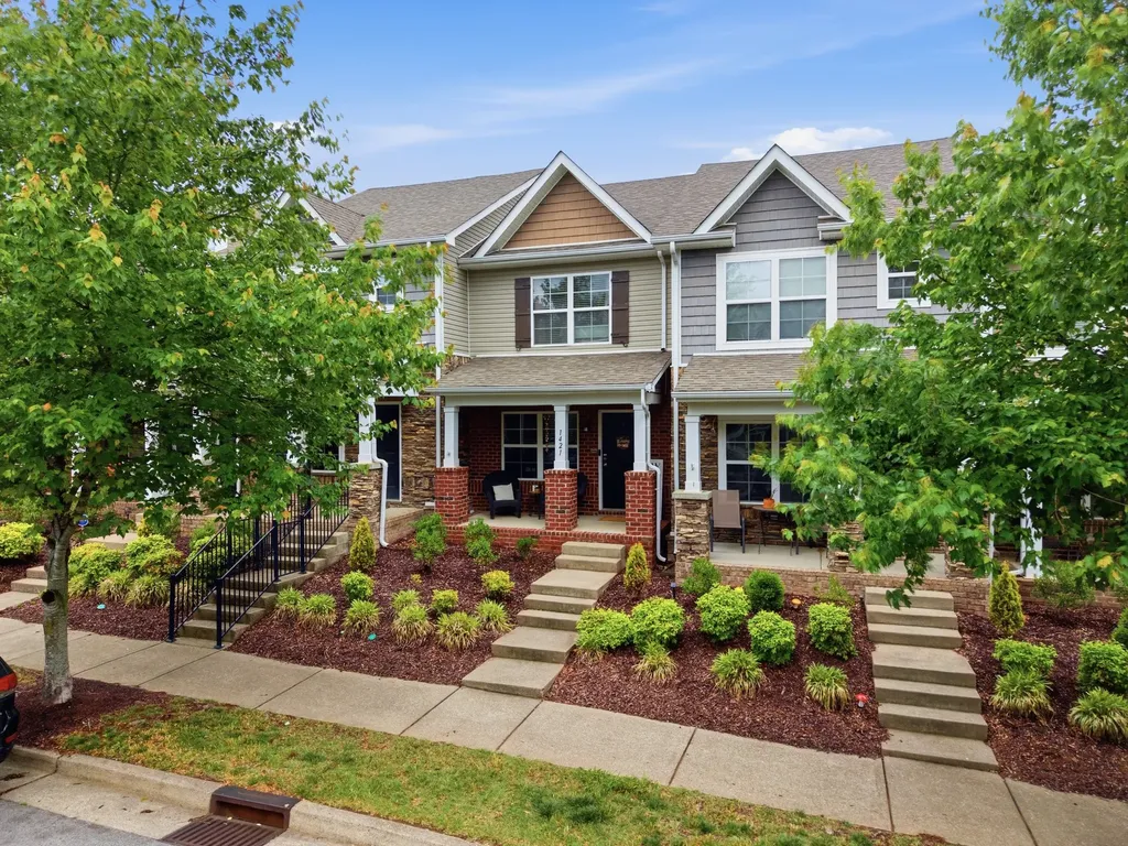 1421 Riverbrook Drive Hermitage TN 37076