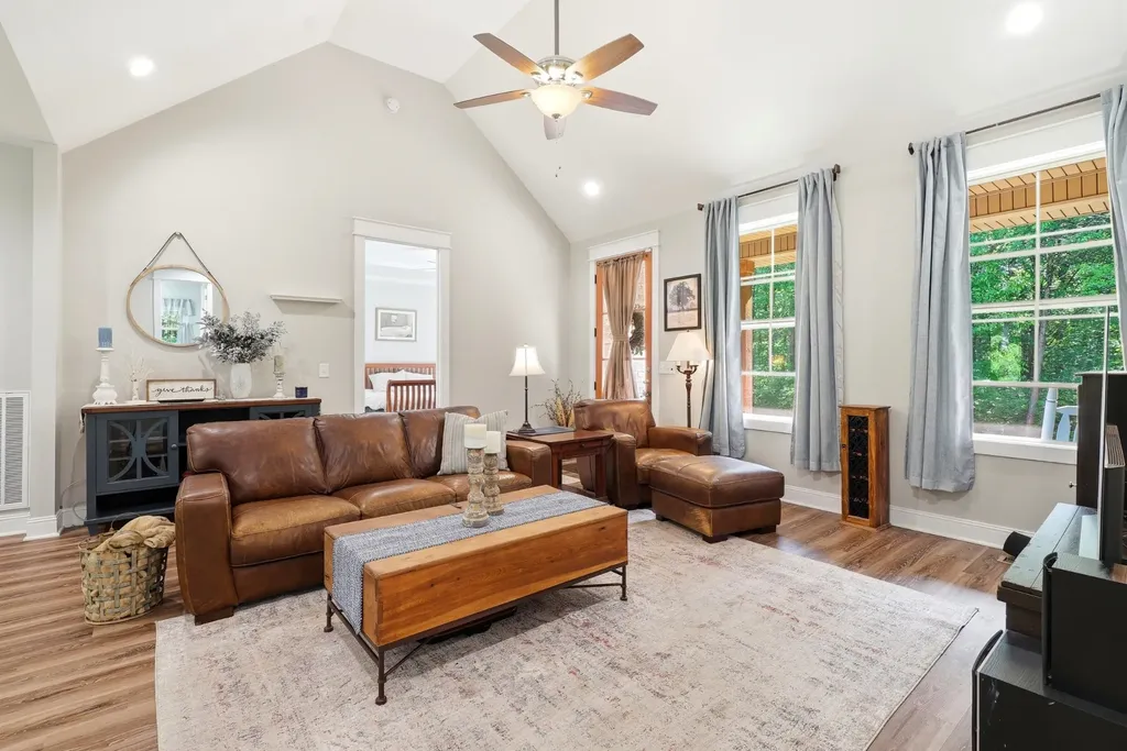 2320 Bob Cheek Road Lewisburg TN 37091