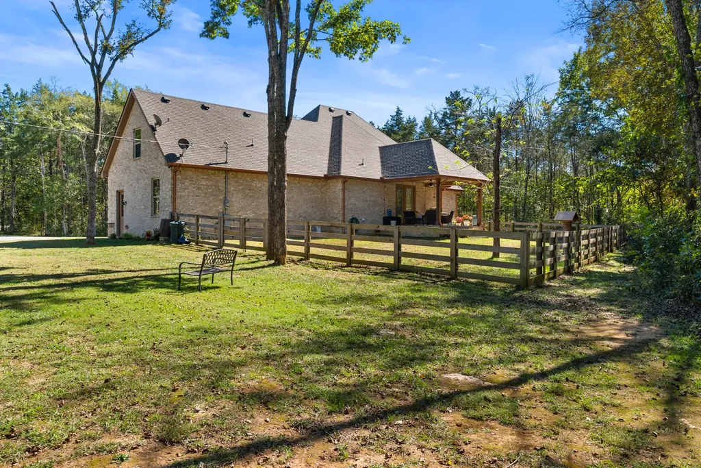 2320 Bob Cheek Road Lewisburg TN 37091