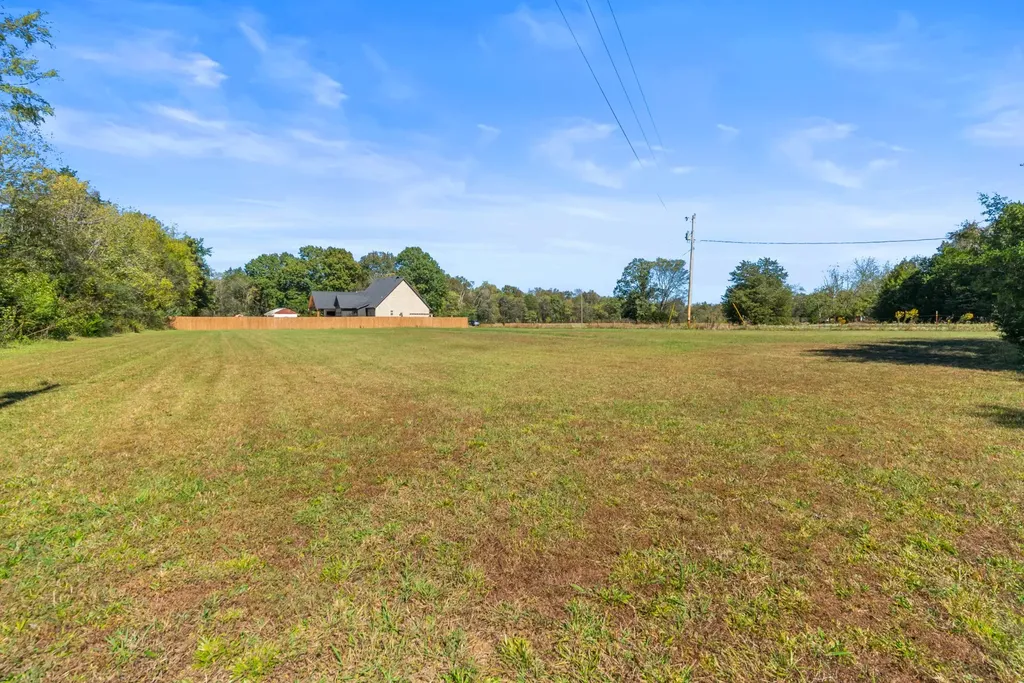 2320 Bob Cheek Road Lewisburg TN 37091