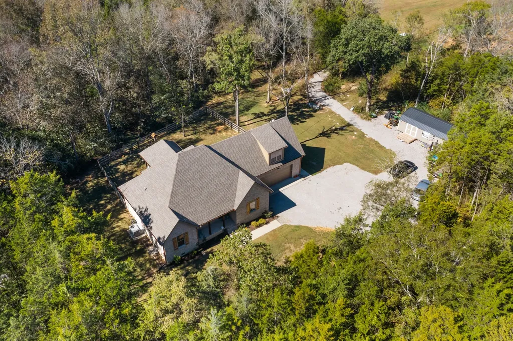 2320 Bob Cheek Road Lewisburg TN 37091