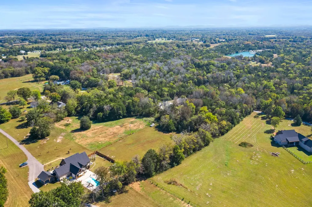 2320 Bob Cheek Road Lewisburg TN 37091
