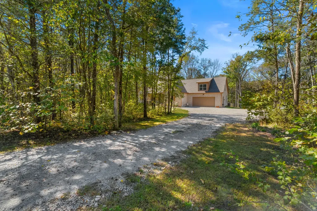 2320 Bob Cheek Road Lewisburg TN 37091