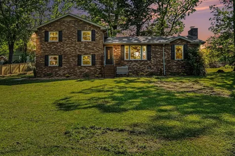 244 Lee Road Cottontown TN 37048