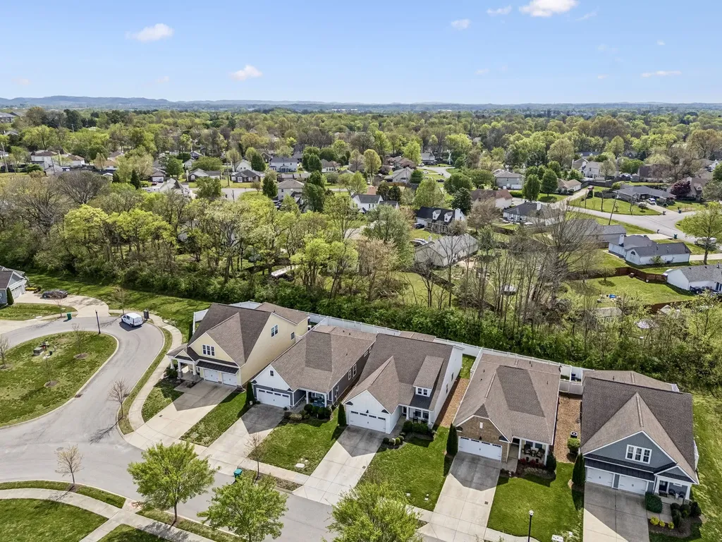 168 Mary Ann Circle Spring Hill TN 37174
