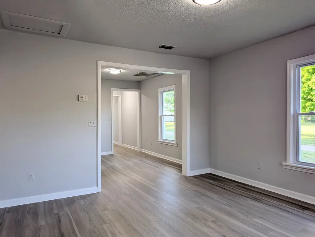 815 E Grundy Street Tullahoma TN 37388