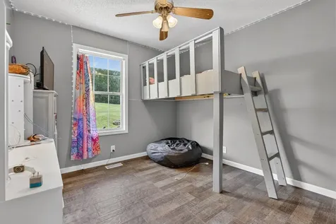 2381 Palmyra Road Palmyra TN 37142
