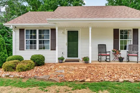 2381 Palmyra Road Palmyra TN 37142
