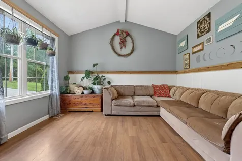 2381 Palmyra Road Palmyra TN 37142