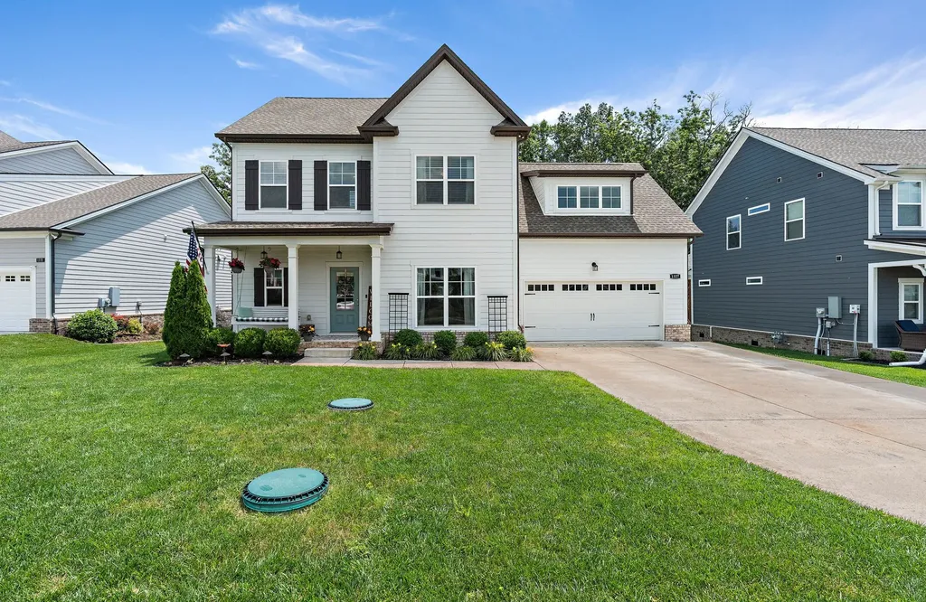 1327 Batbriar Road Murfreesboro TN 37128
