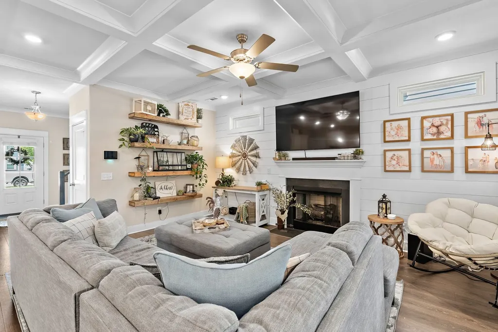 1327 Batbriar Road Murfreesboro TN 37128