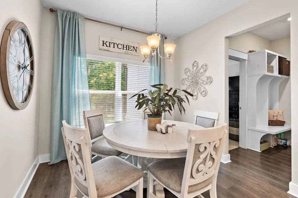 1327 Batbriar Road Murfreesboro TN 37128