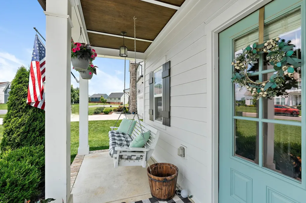 1327 Batbriar Road Murfreesboro TN 37128