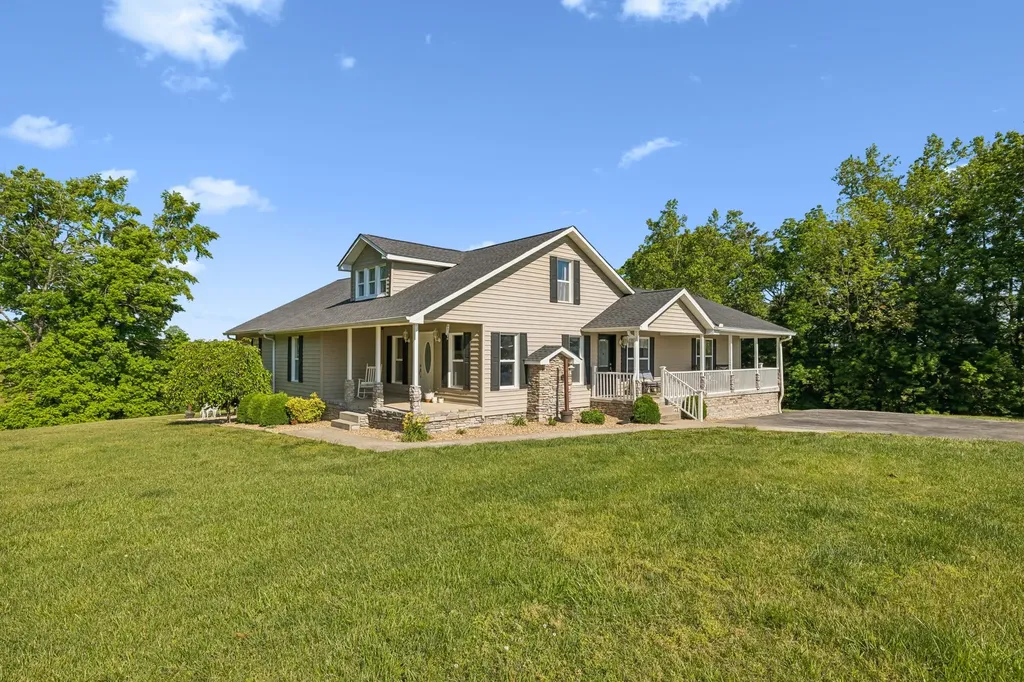 264 Lick Branch Road Lafayette TN 37083