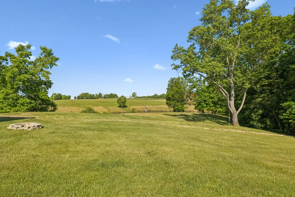 264 Lick Branch Road Lafayette TN 37083