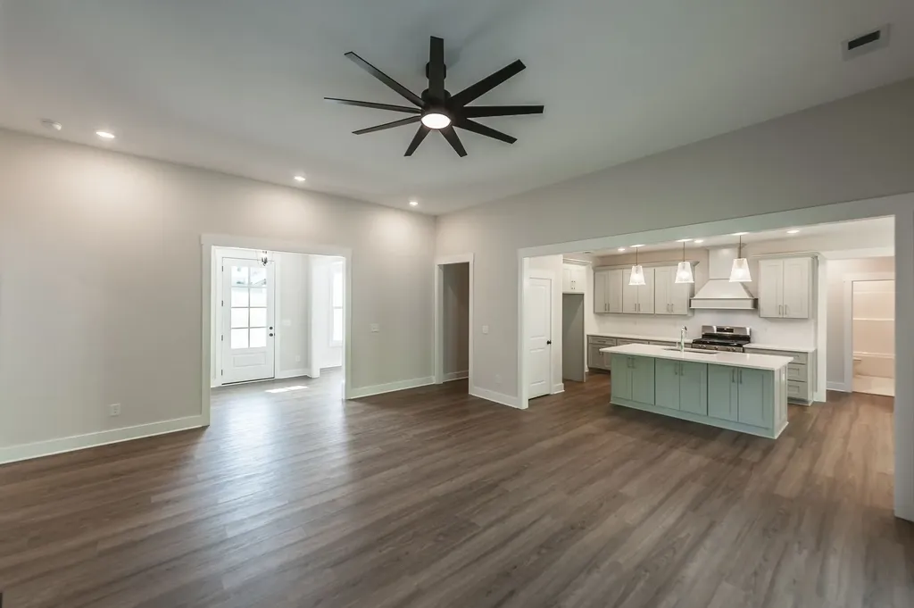 330 Thoroughbred Lane Hartsville TN 37074