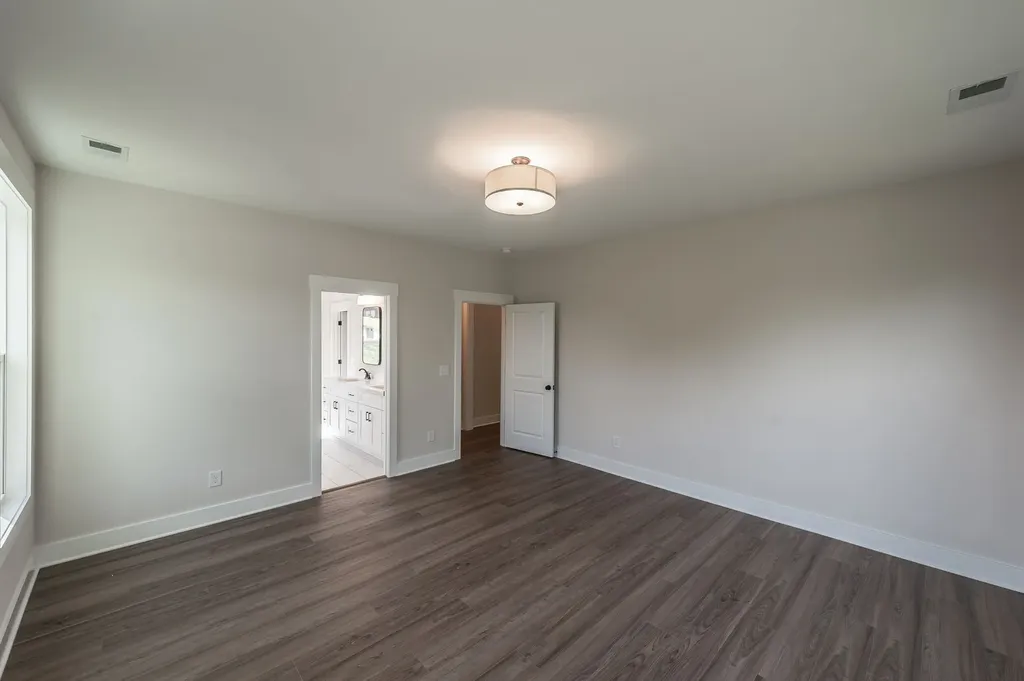 330 Thoroughbred Lane Hartsville TN 37074