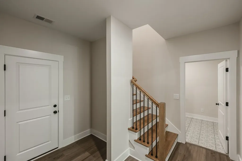 330 Thoroughbred Lane Hartsville TN 37074