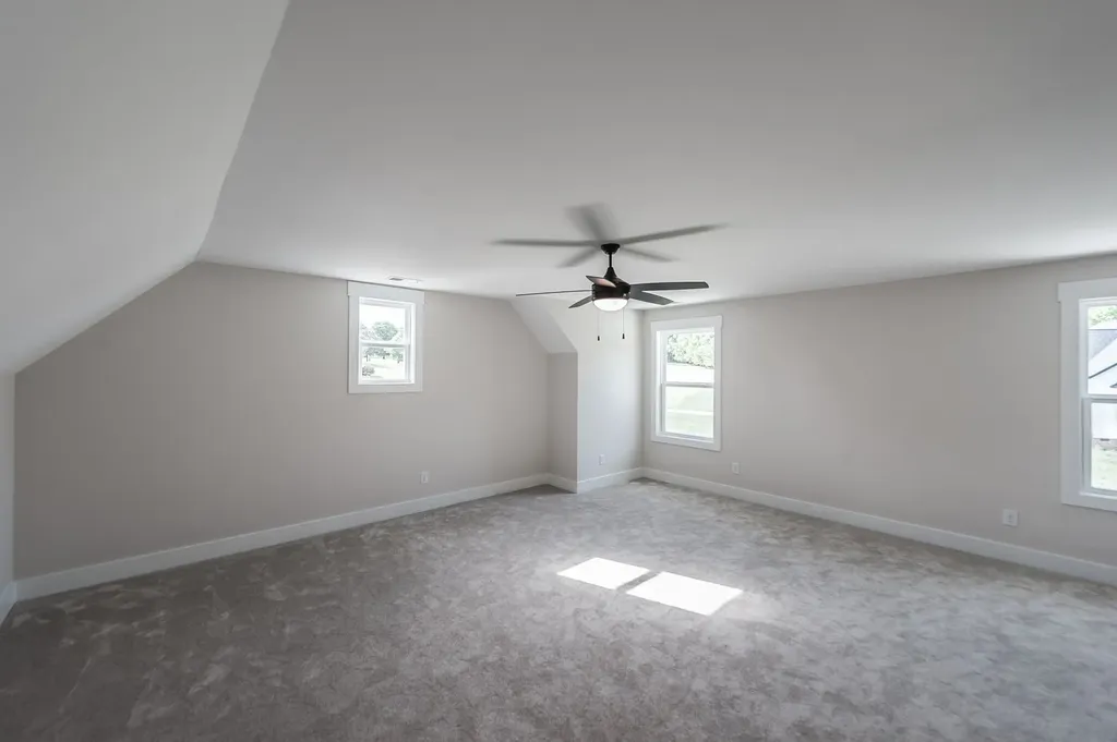 330 Thoroughbred Lane Hartsville TN 37074