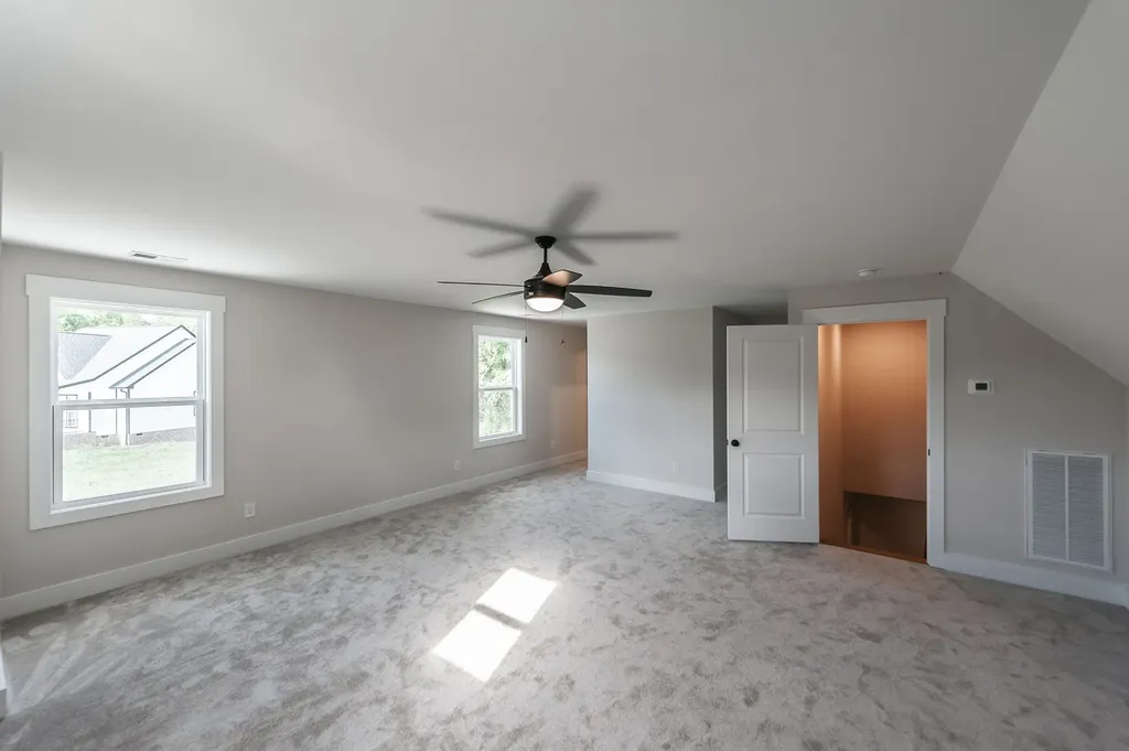 330 Thoroughbred Lane Hartsville TN 37074
