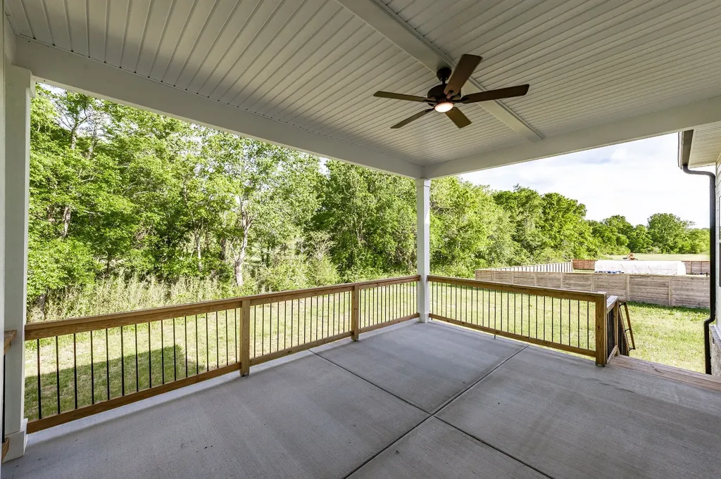 330 Thoroughbred Lane Hartsville TN 37074