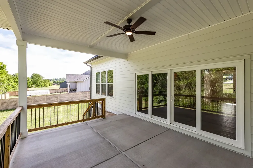 330 Thoroughbred Lane Hartsville TN 37074