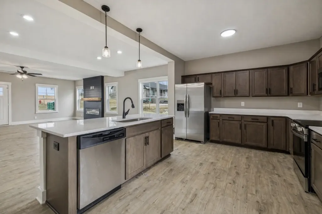 339 Cardinal Creek Clarksville TN 37040