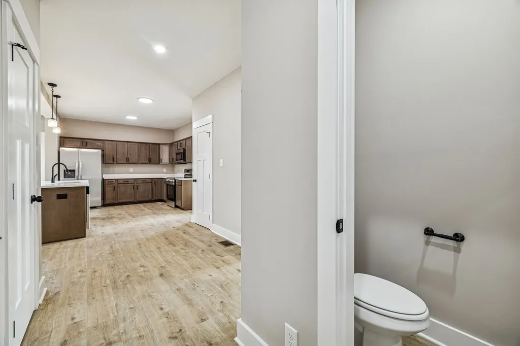 339 Cardinal Creek Clarksville TN 37040
