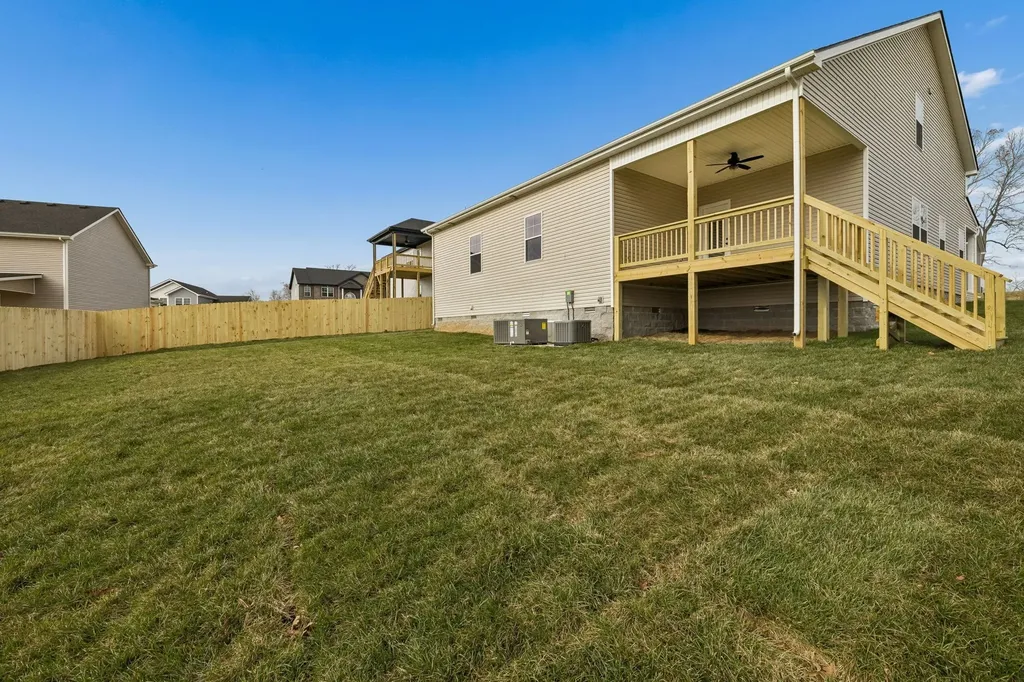 339 Cardinal Creek Clarksville TN 37040
