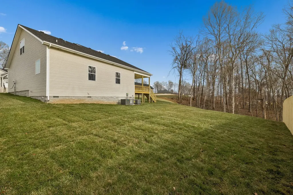 339 Cardinal Creek Clarksville TN 37040