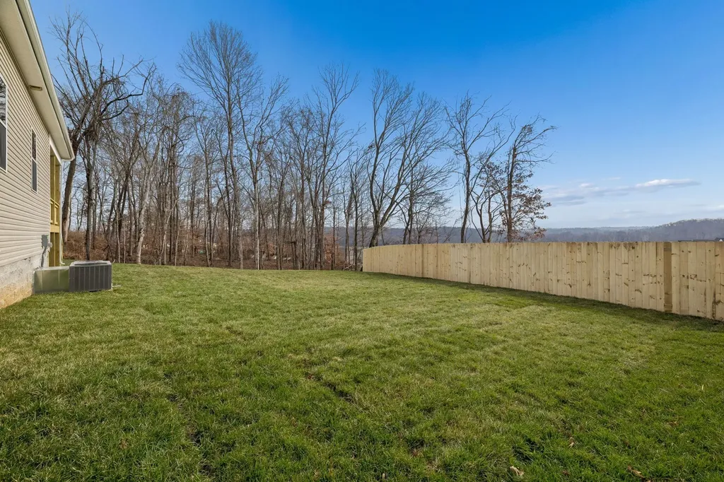 339 Cardinal Creek Clarksville TN 37040