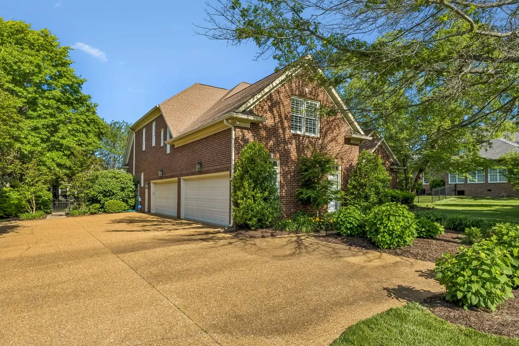 1136 Haverhill Drive Brentwood TN 37027