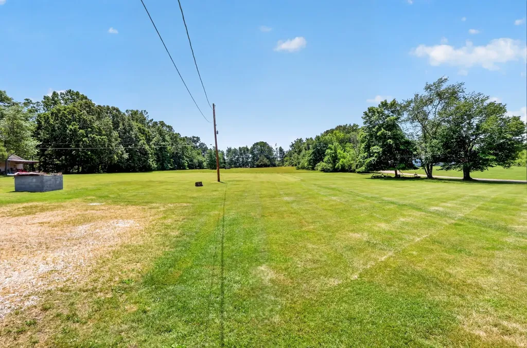 1130 Parkers Chapel Road Portland TN 37148