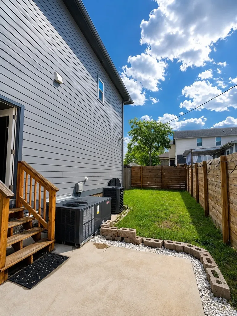 1072B Zophi Street Nashville TN 37216