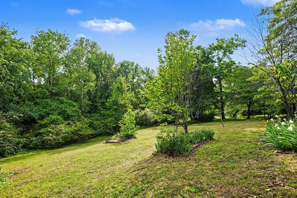 106 Gallaher Street Ashland City TN 37015