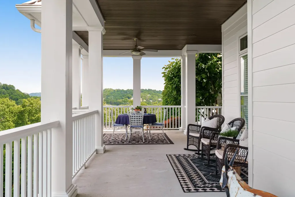 1935 Thompson Station Road, W Thompsons Station TN 37179