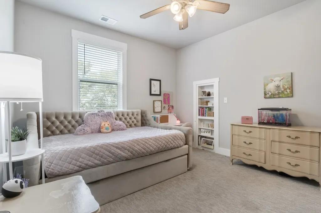 1935 Thompson Station Road, W Thompsons Station TN 37179