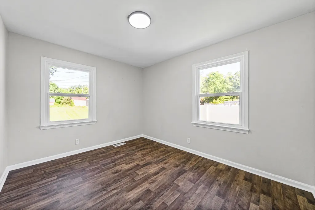 10 Bunker Hill Road Clarksville TN 37042