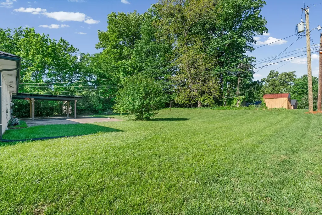 10 Bunker Hill Road Clarksville TN 37042