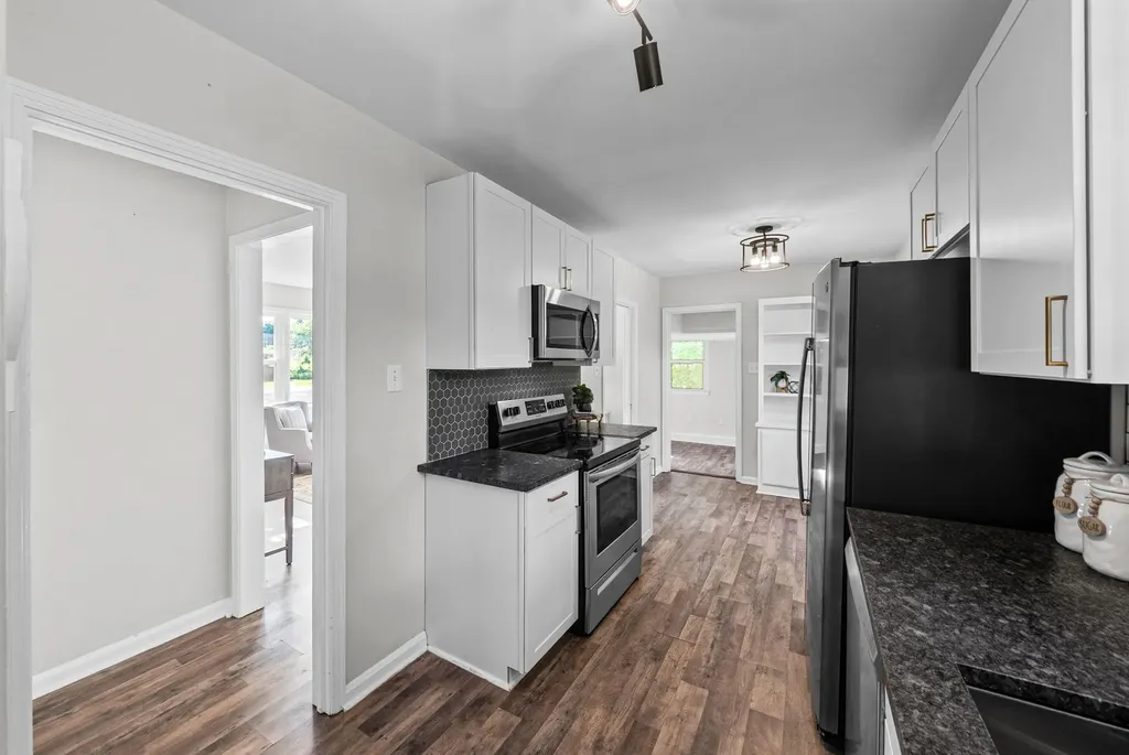 10 Bunker Hill Road Clarksville TN 37042