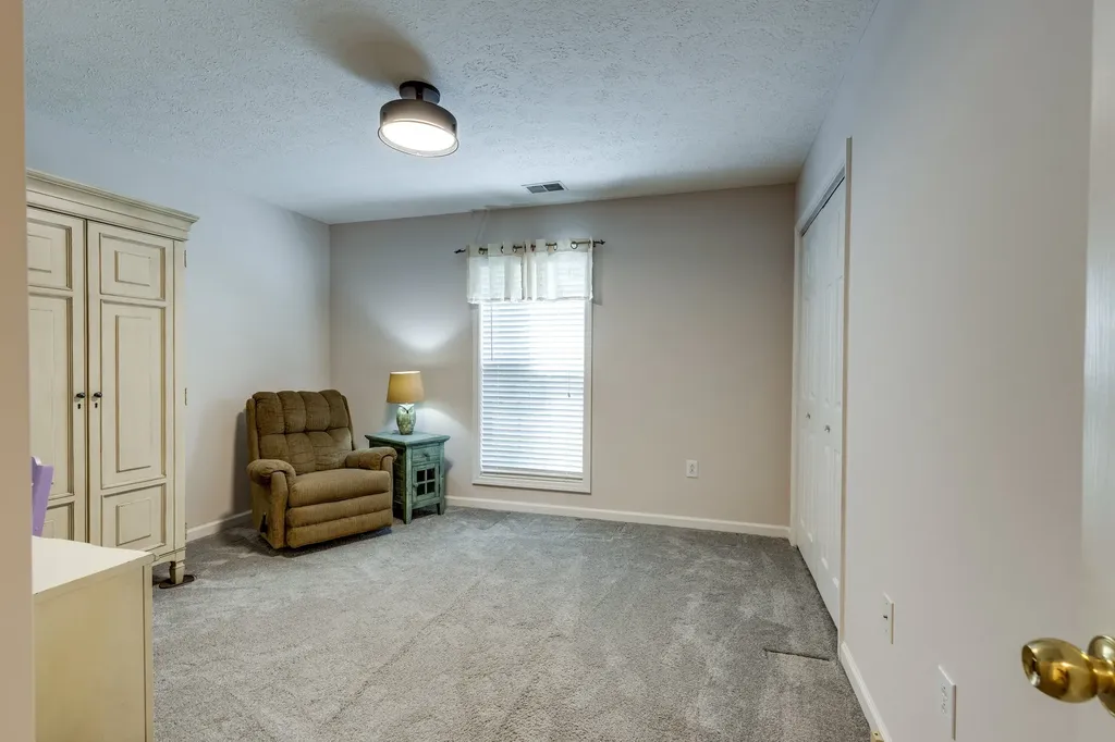 111 Terry Lane Cottontown TN 37048