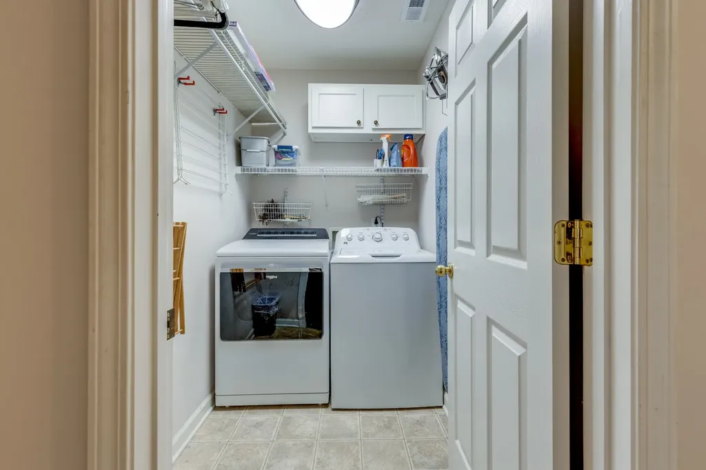 111 Terry Lane Cottontown TN 37048