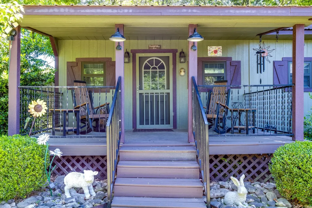 111 Terry Lane Cottontown TN 37048