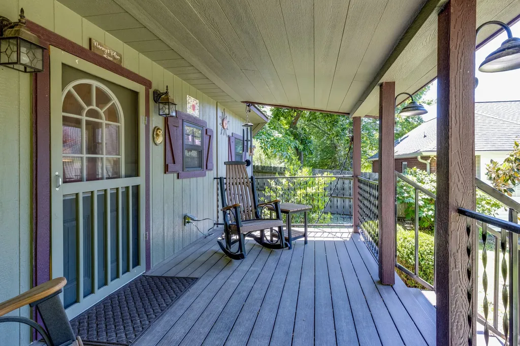 111 Terry Lane Cottontown TN 37048