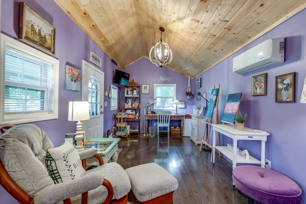 111 Terry Lane Cottontown TN 37048