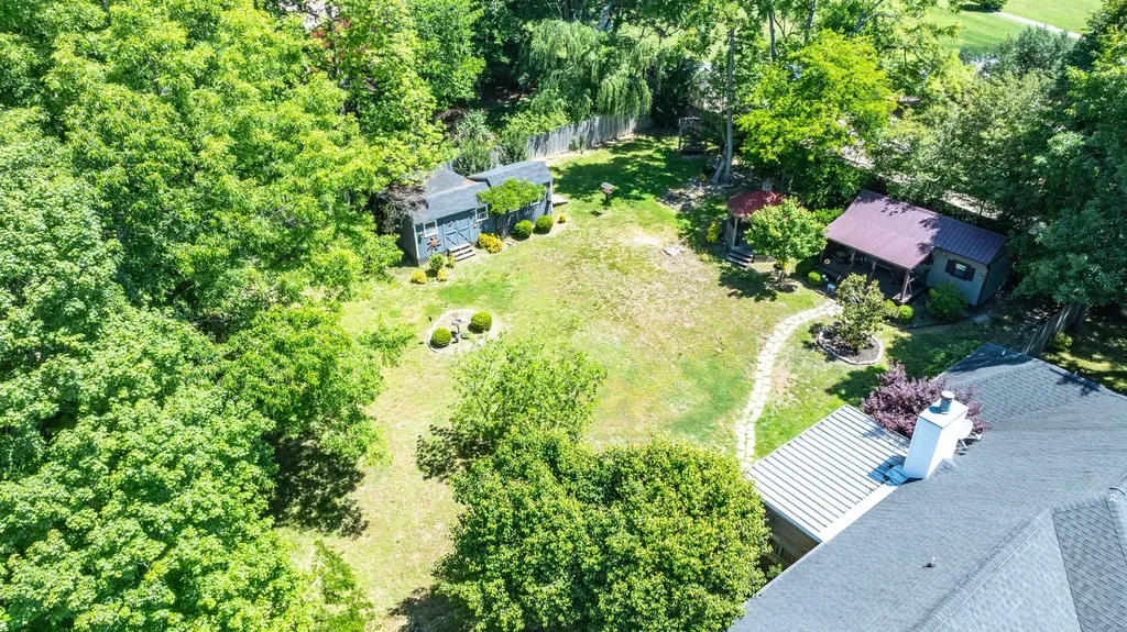 111 Terry Lane Cottontown TN 37048